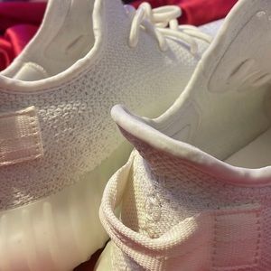 adidas Yeezy Boost 350 V2 cream